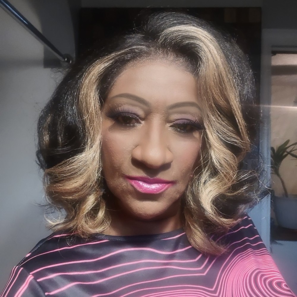 Meet your Posher, Aletha